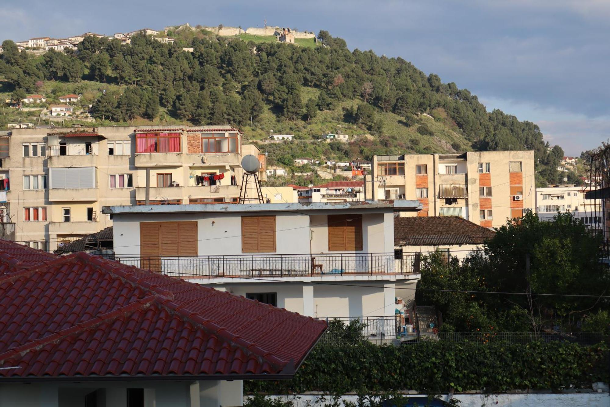 Villa Berat Buitenkant foto